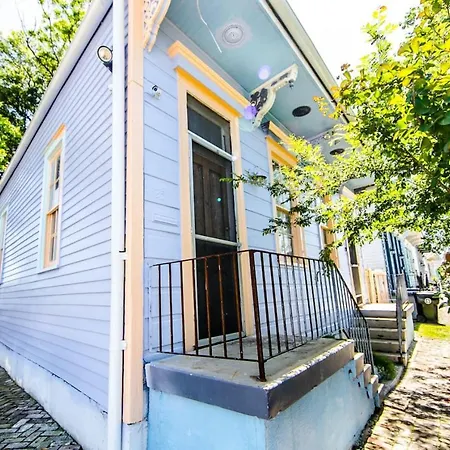 Kerlerec Victorian Cottage - Steps To French Qtr.-2